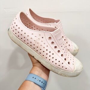 Native Classic Slip On Shoe Light Pink Size 8W 6M